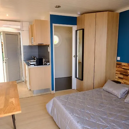 Studio climatisé île naturiste du Levant Hyères Extérieur photo